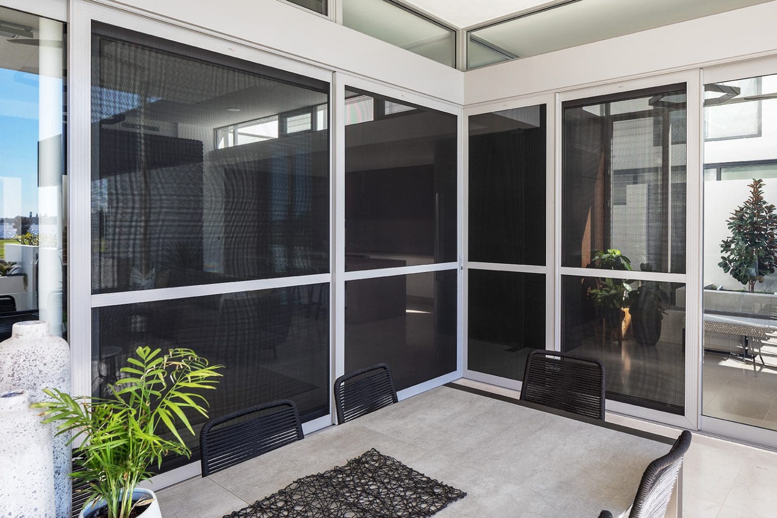 Your Guide to Security Screens: What’s the Difference and Which One’s ...
