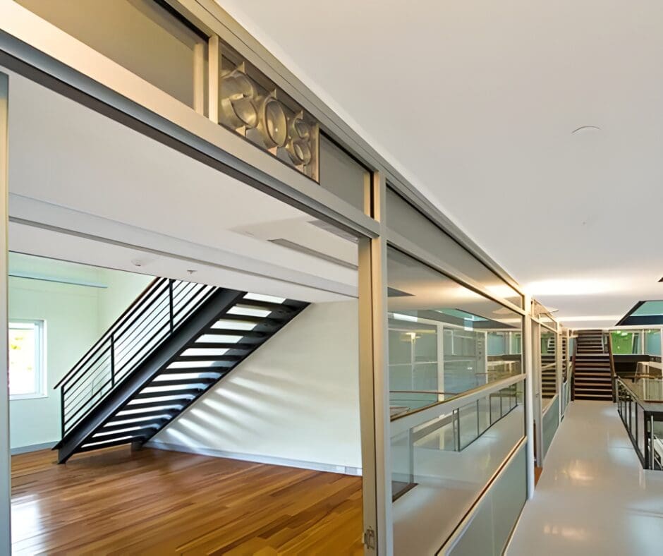 Internal Partitioning - Alutech